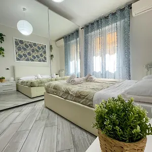 https://home-in-town-fiera-milano-city.it-lombardy.com